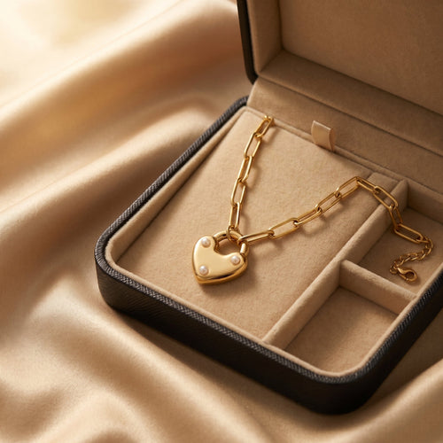 Amana Heart Lock Pendant VIP