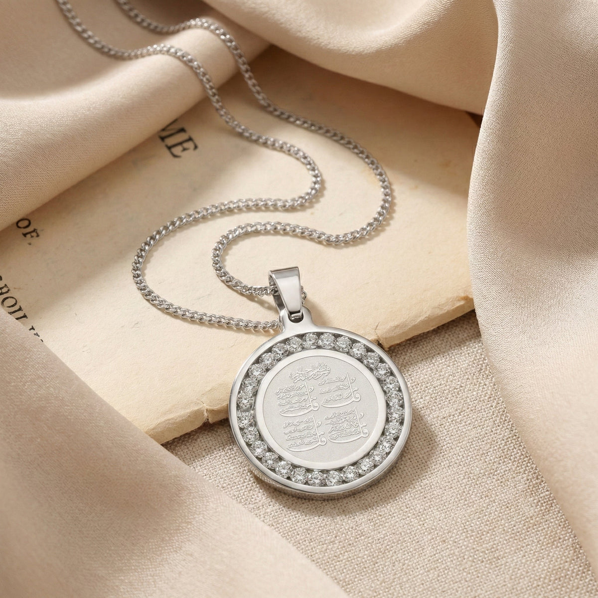 4Qul Crystal Necklace